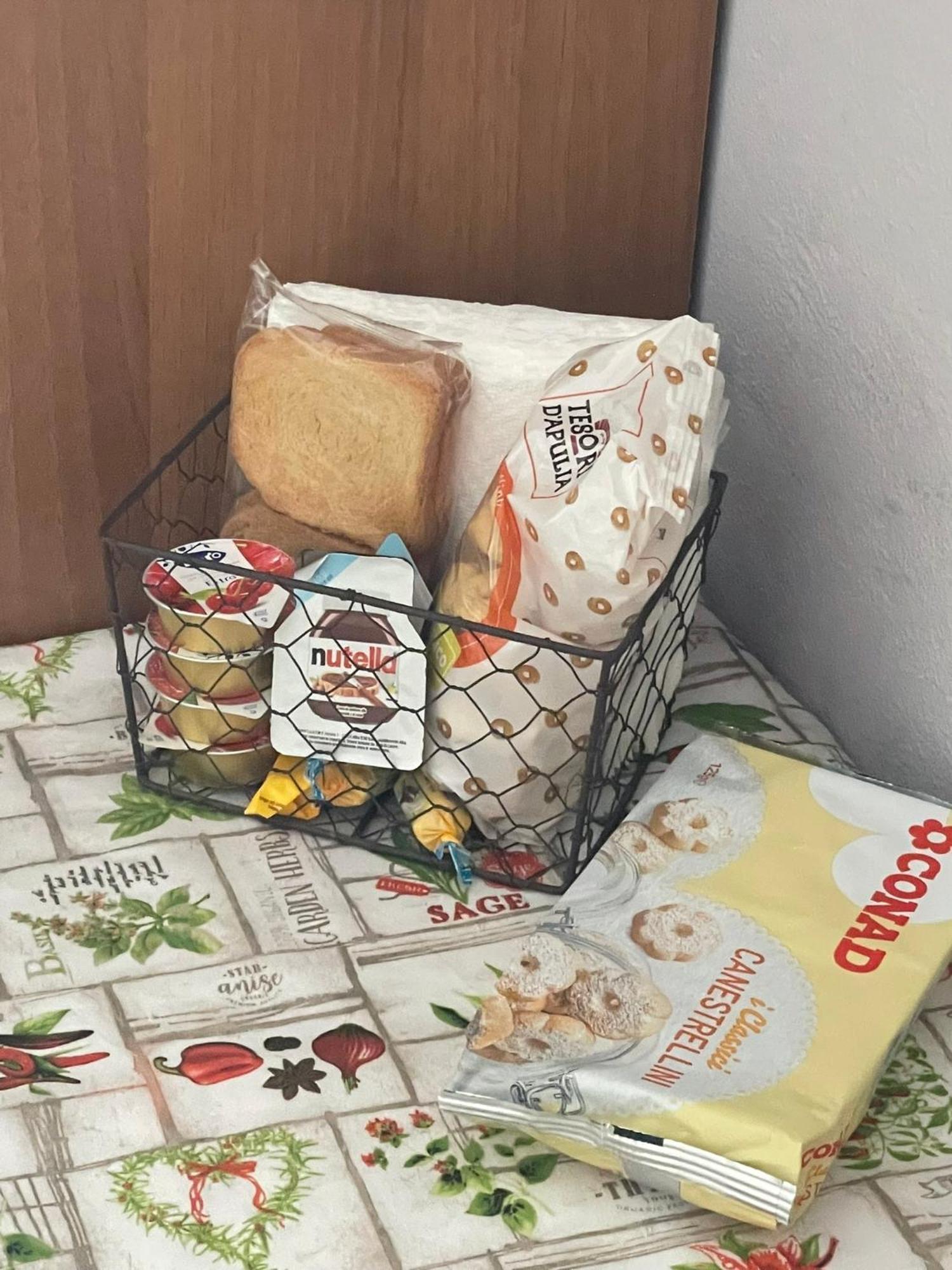 דירות קאולוניה מרינה Fiordaliso מראה חיצוני תמונה